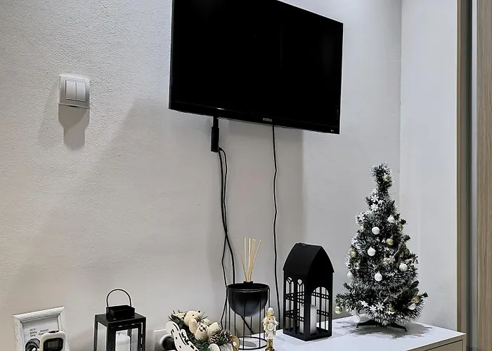 Aries Art Apartment *